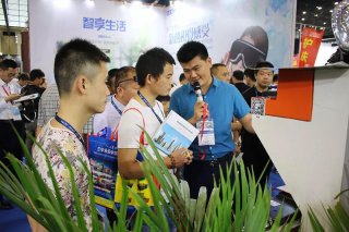 鄭州展會第四日,飛斯特展位抓怕每一個精彩瞬間