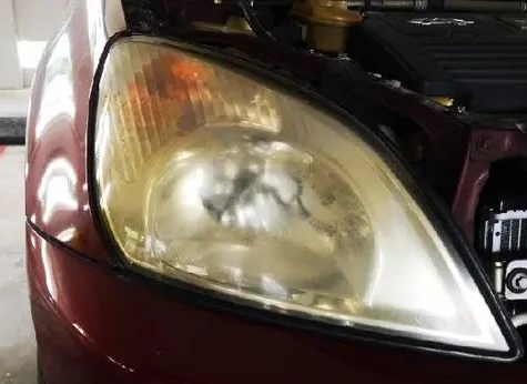 汽車車燈發黃修復